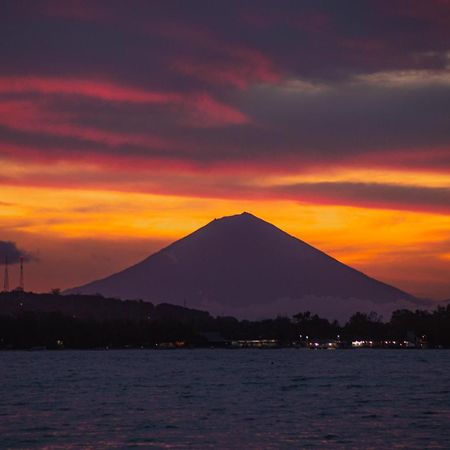 Hakuna Matata Resort ギリ・アイル エクステリア 写真
